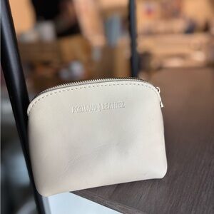 Portland Leather Goods Bone Classic Luna